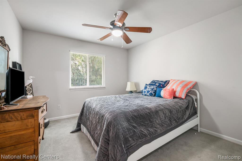 8019 Springdale Drive, White Lake, MI — Photo 17