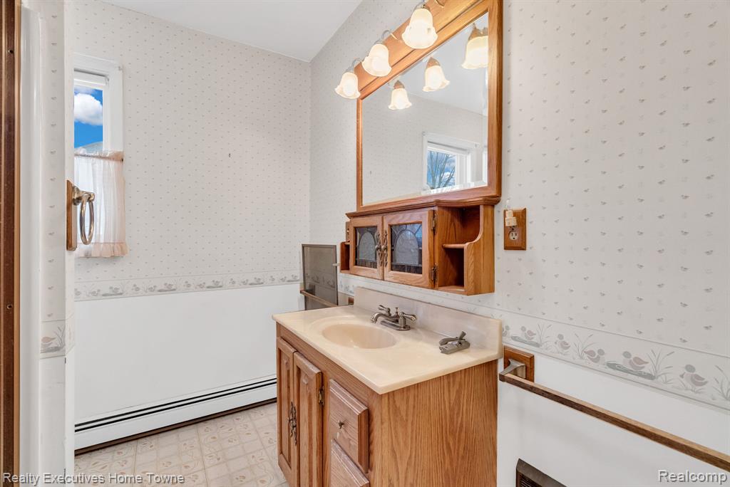 5430 Lakeshore Road, Fort Gratiot, MI 48059 — Photo 49