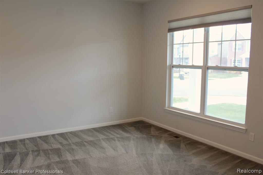 48372 FIELDSTONE Drive, Northville, MI — Photo 4