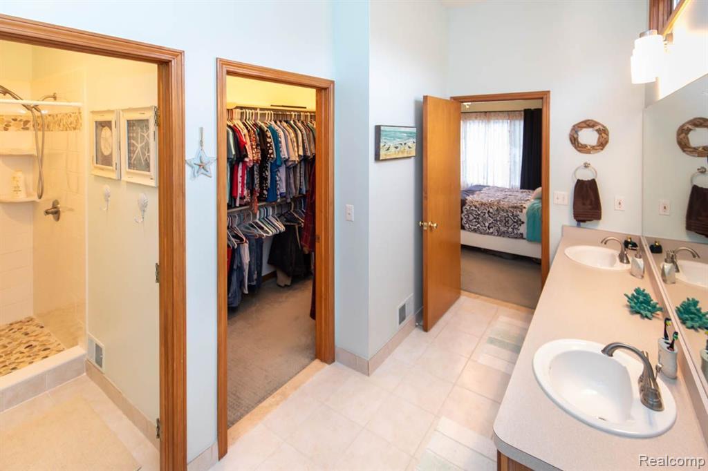 914 E LIBERTY Street, Milford, MI 48381 — Photo 43
