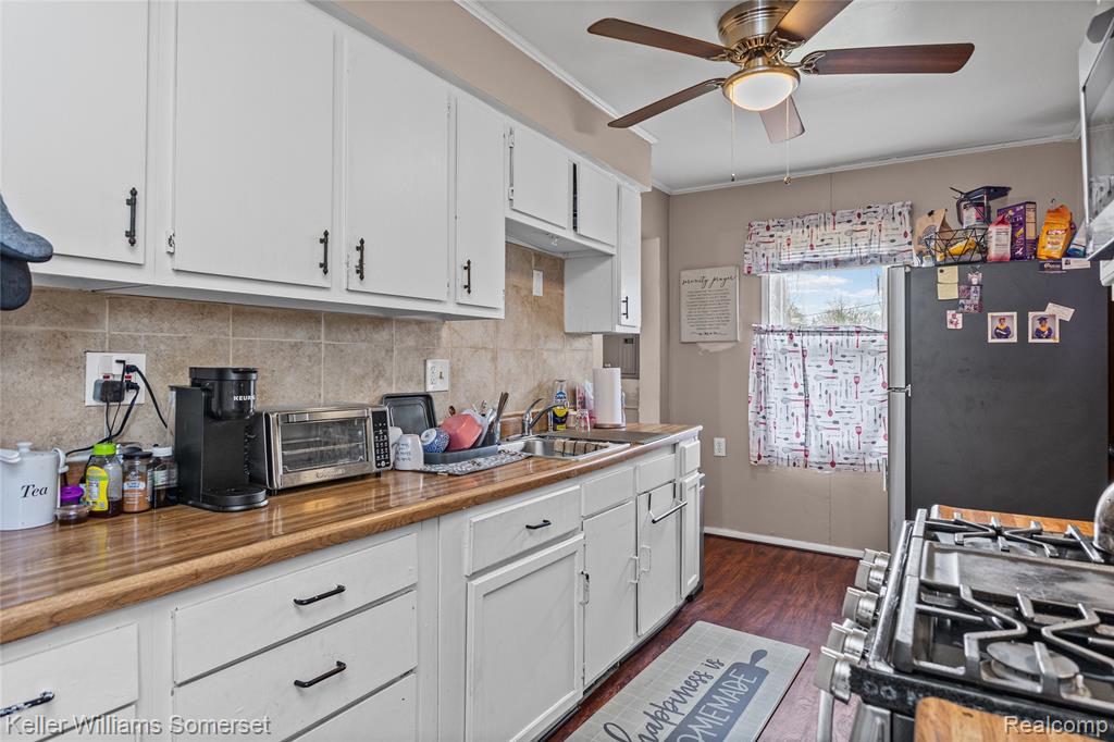6501 Heyden Street, Dearborn Heights, MI 48127 — Photo 11