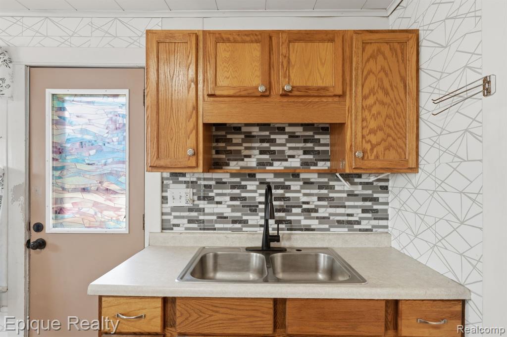 920 Farr Avenue, Owosso, MI 48867 — Photo 10