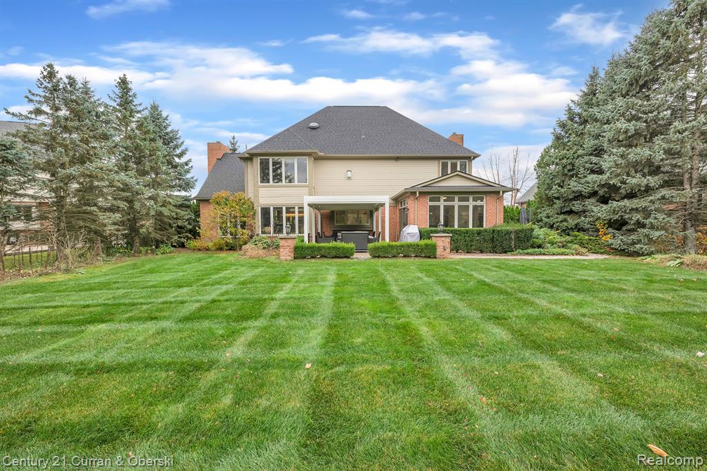 17944 RIDGEVIEW Drive, Northville, MI 48168 — Photo 37
