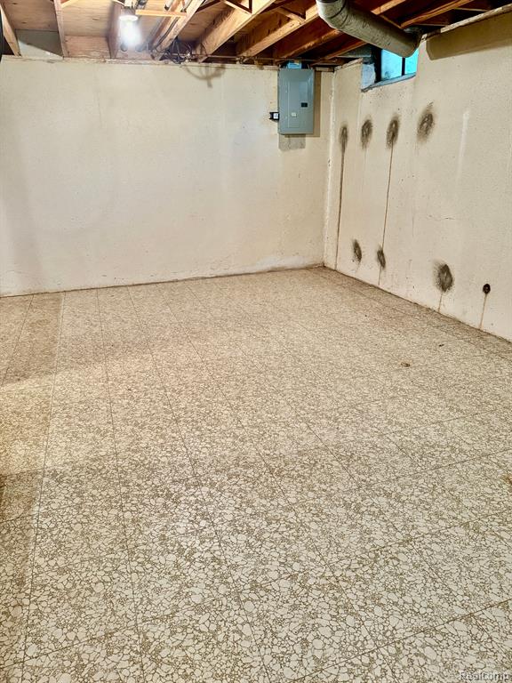 1976 RIDGE, Royal Oak, MI 48073 — Photo 24