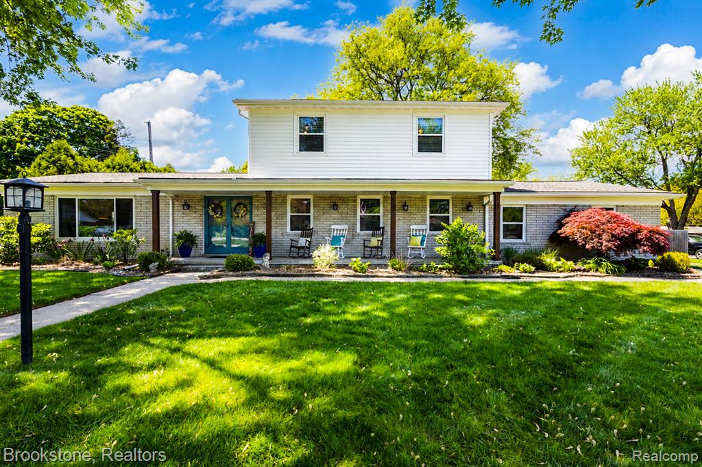 20323 N Riverhill Drive, Clinton Twp, MI 48036 — front exterior
