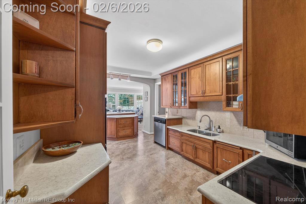 351 Ridgemont Road, Grosse Pointe Farms, MI 48236 — Photo 13