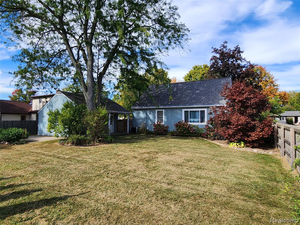 213 E Vates Street, Frankenmuth, MI 48734 — Photo 4