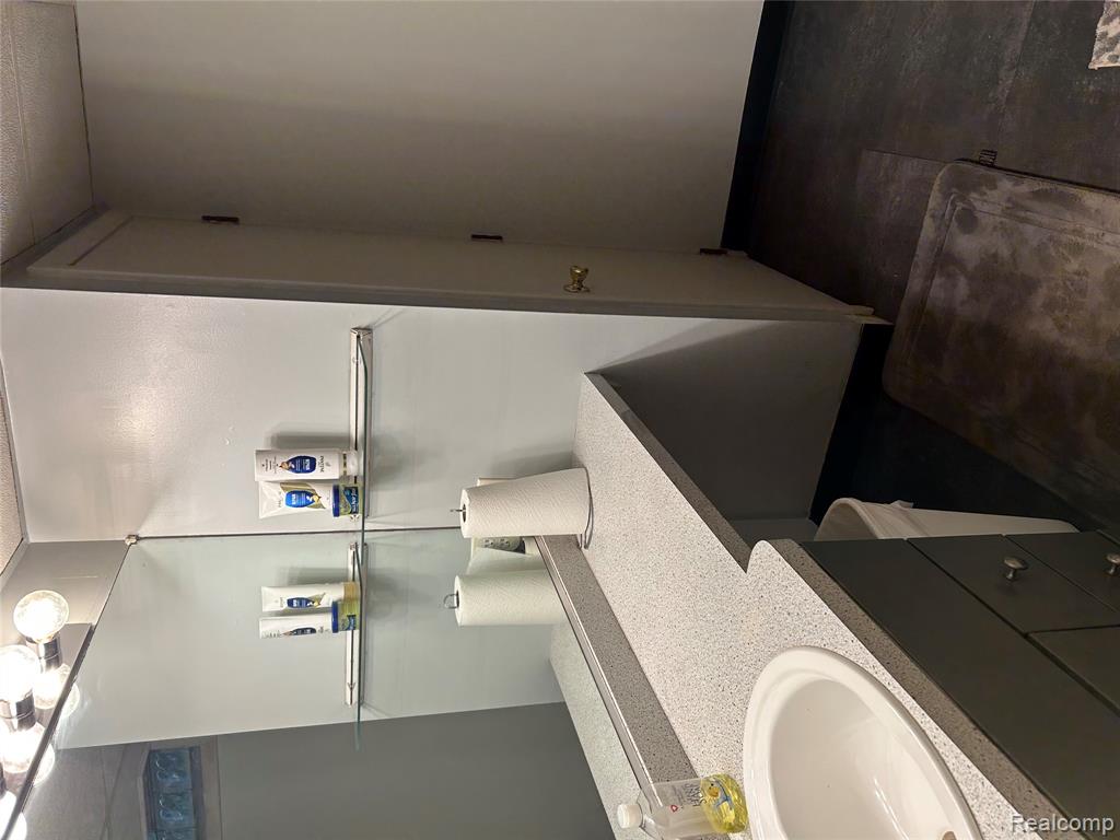 784 Patterson Court, Inkster, MI 48141 — Photo 14