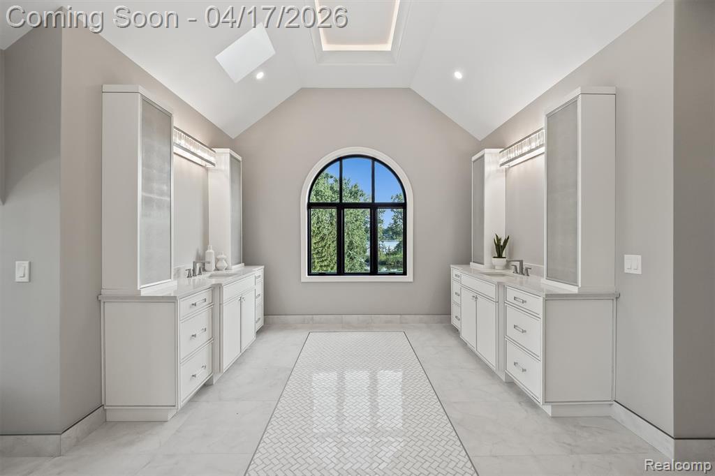 5305 Elmgate Bay Drive, Orchard Lake Village, MI 48324 — Photo 27
