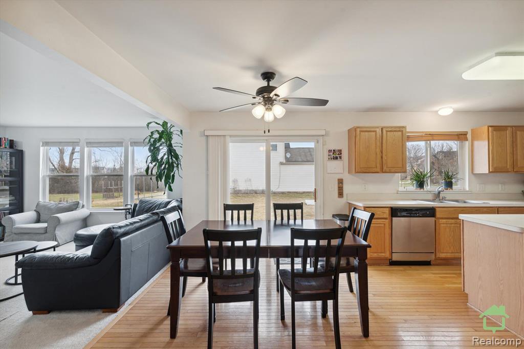 9799 Ravenshire Drive, Ypsilanti, MI 48198 — Photo 17