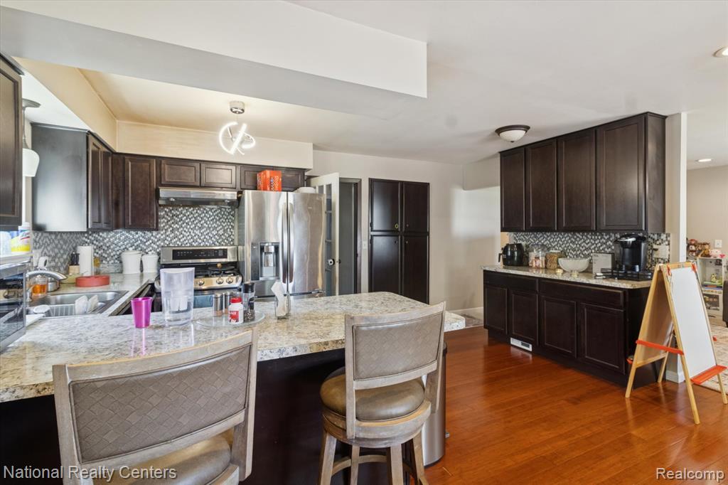 44768 Hanford Road, Canton, MI 48187 — Photo 9