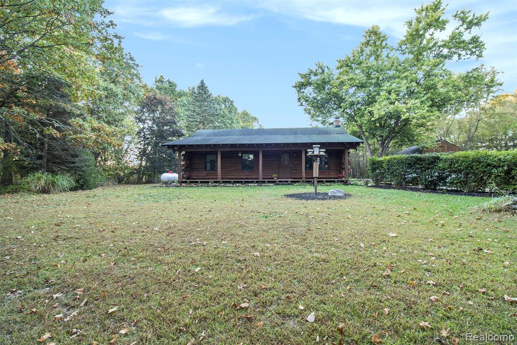 4166 Sweet Road, Howell, MI 48843 — Photo 4