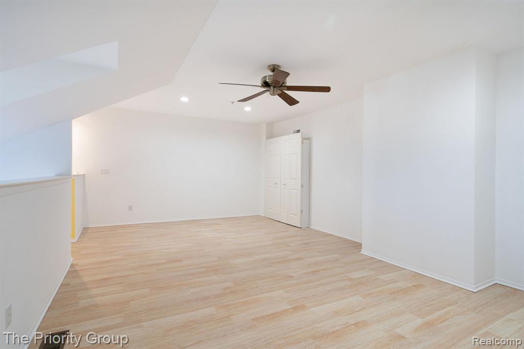 108 EVERGREEN Trail, Lake Orion, MI 48362 — Photo 27