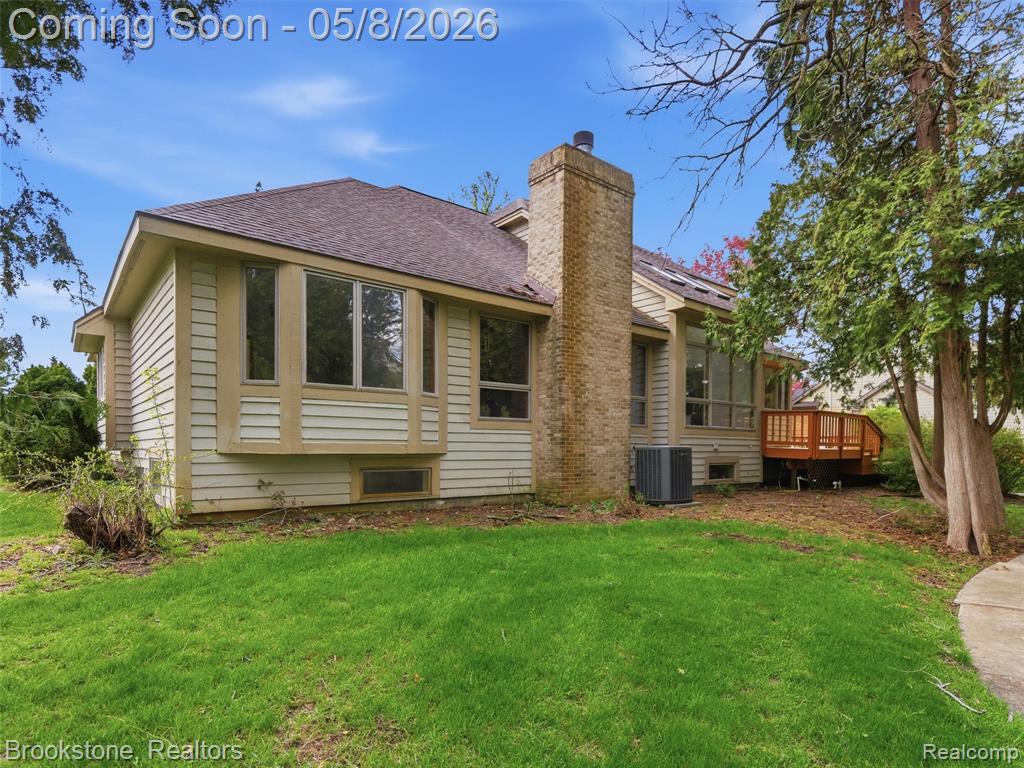6512 White Lake Road, Clarkston, MI — Photo 47