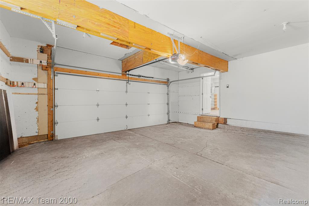 15615 Martinsville Road, Van Buren, MI 48111 — Photo 28