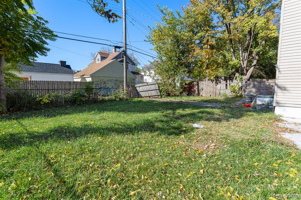 4383 CICOTTE Street, Detroit, MI 48210 — Photo 7