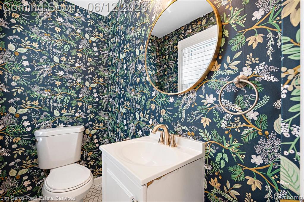 451 Moran Road, Grosse Pointe, MI 48236 — Photo 19