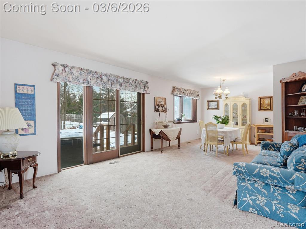 5530 Fox Chase Lane, Clarkston, MI — Photo 13
