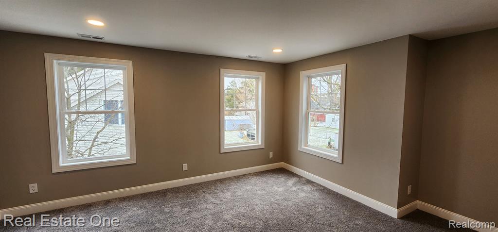 433 S MAIN Street, Milford, MI 48381 — Photo 23