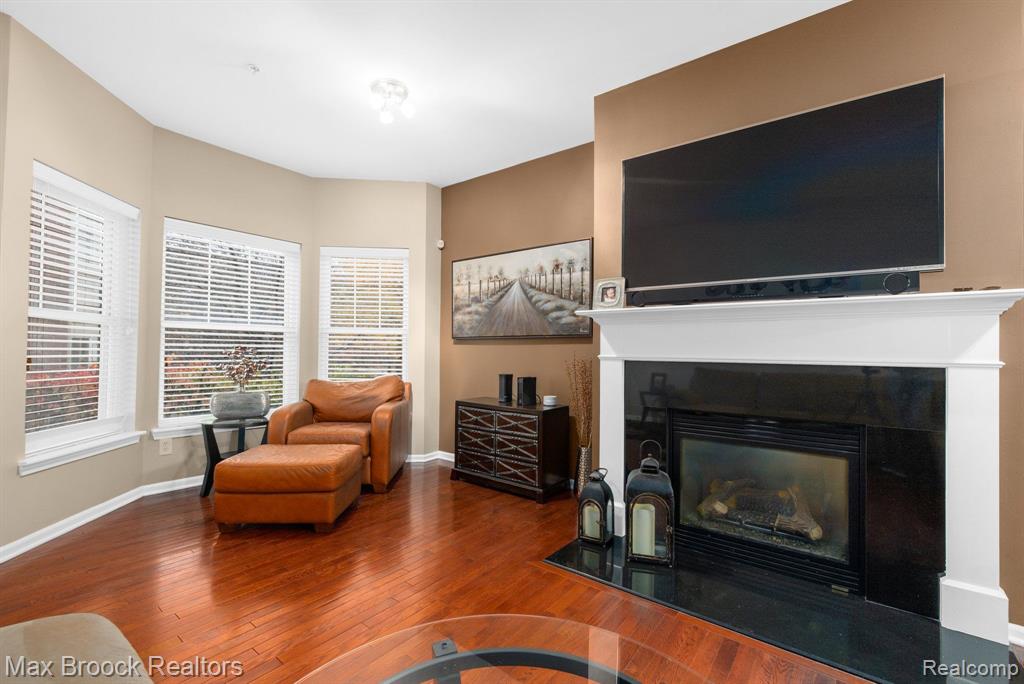 25618 PORTICO Lane, Novi, MI — Photo 20