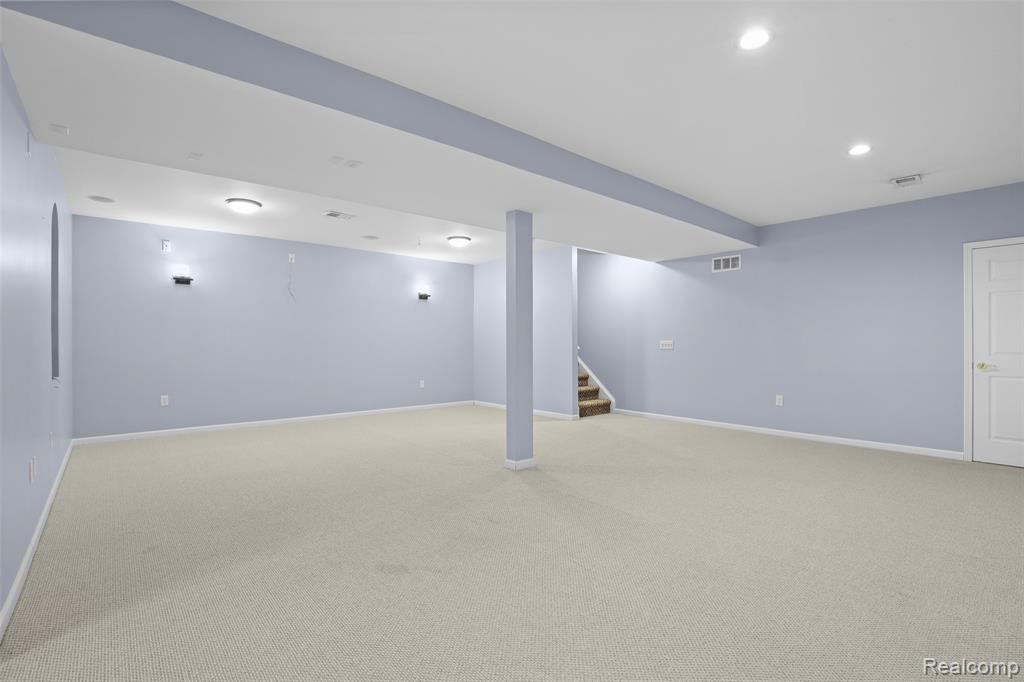 49994 Blackberry Trail, Novi, MI — Photo 33
