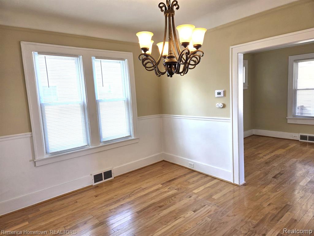 571 W Saratoga Street, Ferndale, MI 48220 — Photo 8