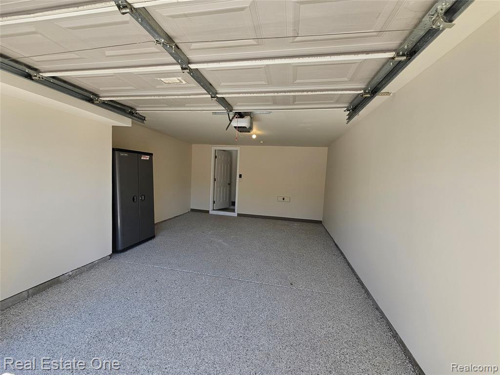 56401 Scotland Boulevard, Shelby Twp, MI 48316 — Photo 16