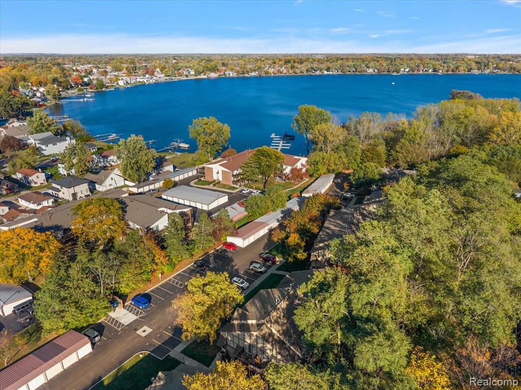 44800 Bayview Drive, 33, Novi, MI 48377 — Photo 65