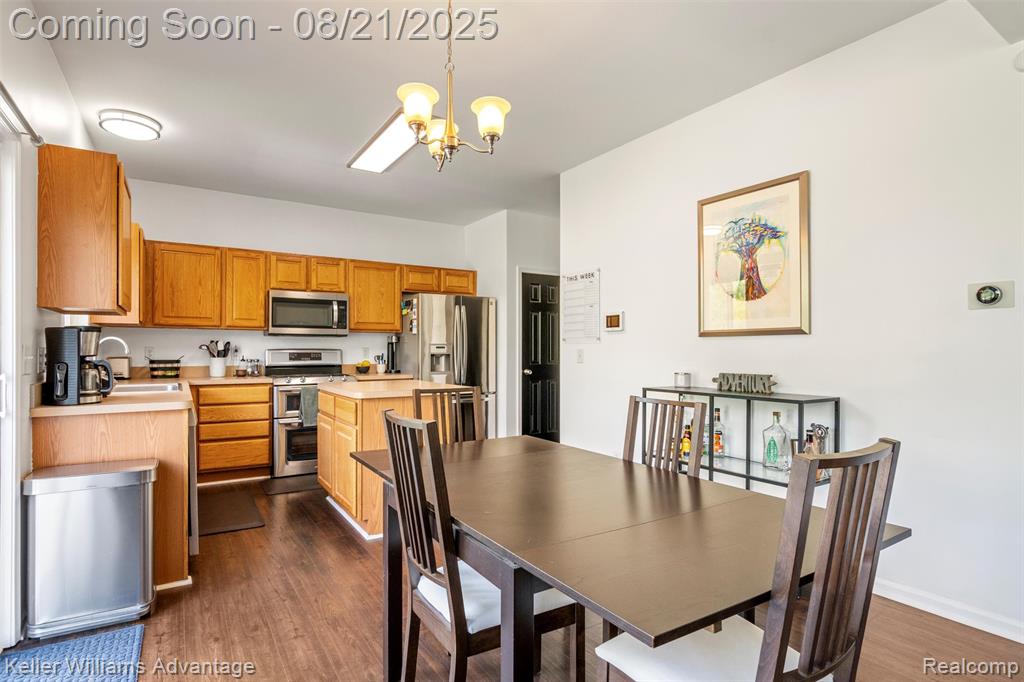 9731 Ravenshire Drive, Ypsilanti, MI 48198 — Photo 18