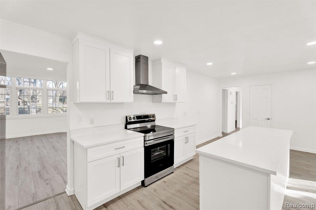 780 Bow Lane, Waterford, MI 48328 — Photo 14