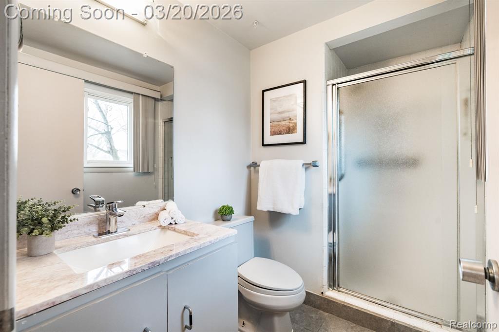 5832 Shaun Road, West Bloomfield, MI — Photo 23