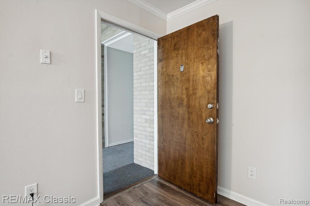 4905 CROOKS Road, A11, Royal Oak, MI 48073 — Photo 10