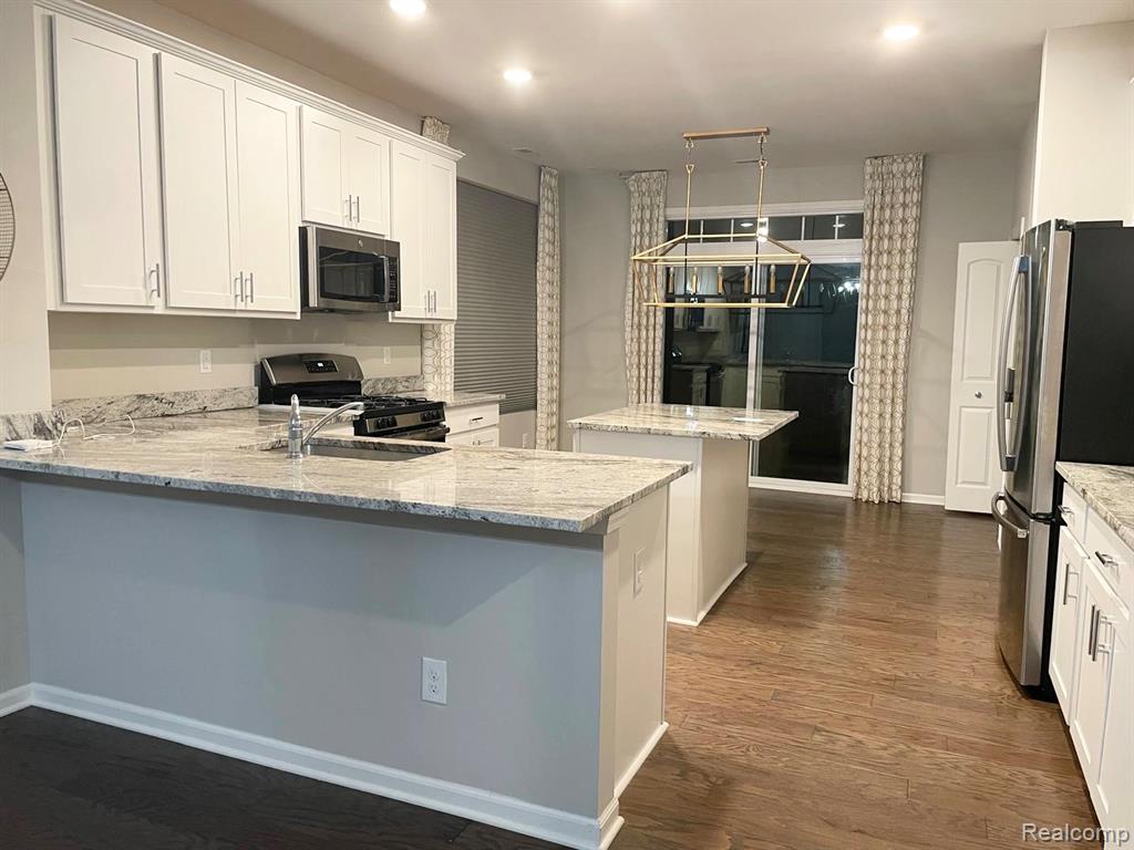 49501 Cherry Hill Road, Canton, MI 48188 — Photo 28