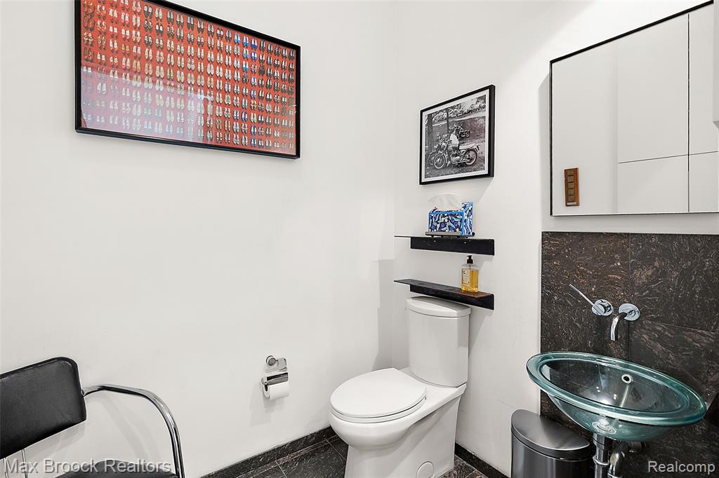 407 W Brown Street, Birmingham, MI 48009 — Photo 15