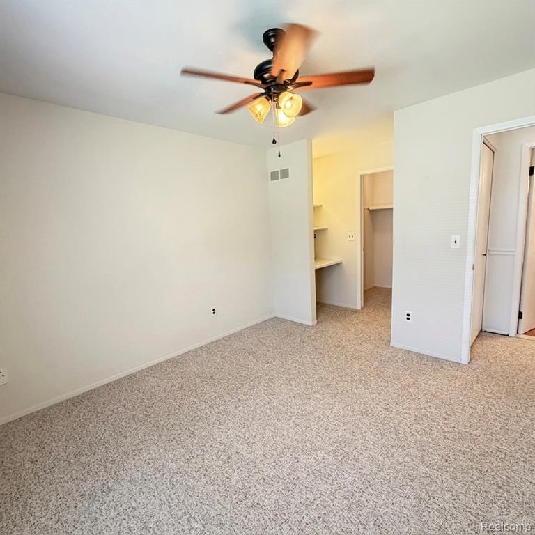 17116 Kingsbrooke Drive, Clinton Twp, MI 48038 — Photo 12