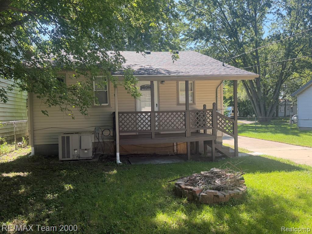 Photo 6