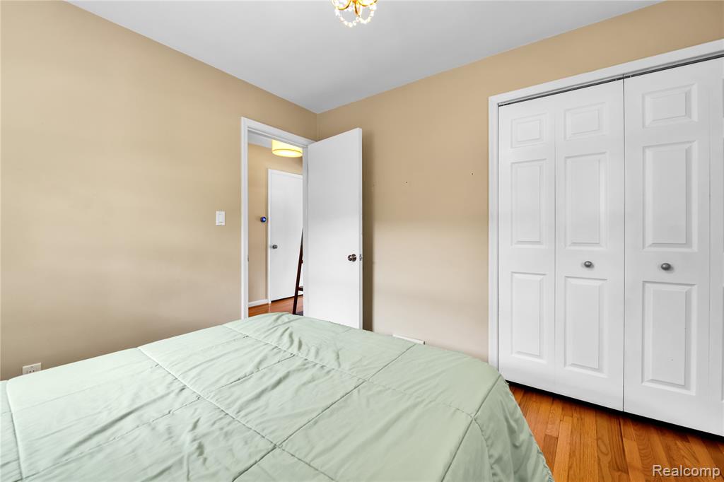 4006 Highfield Road, Royal Oak, MI 48073 — Photo 11