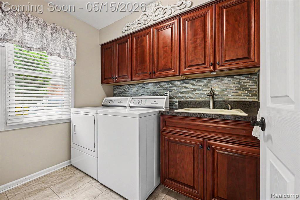 11921 Raintree Court, Utica, MI 48315 — Photo 28