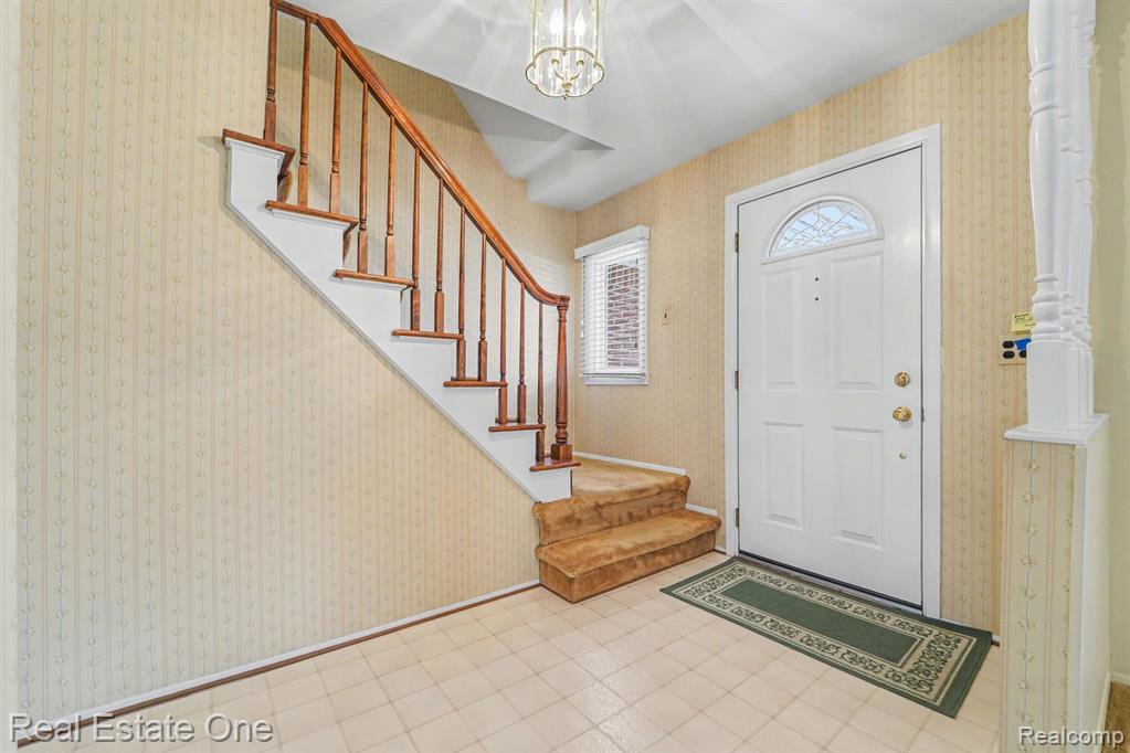 5303 Church Hill Drive, Troy, MI 48085 — Photo 7