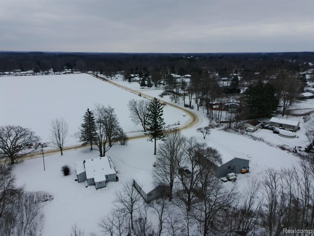 2581 Carpenter Road, Lapeer, MI 48446 — Photo 30