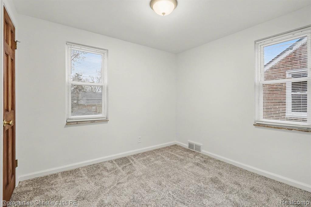 18300 Mendota Street, Detroit, MI 48221 — Photo 10