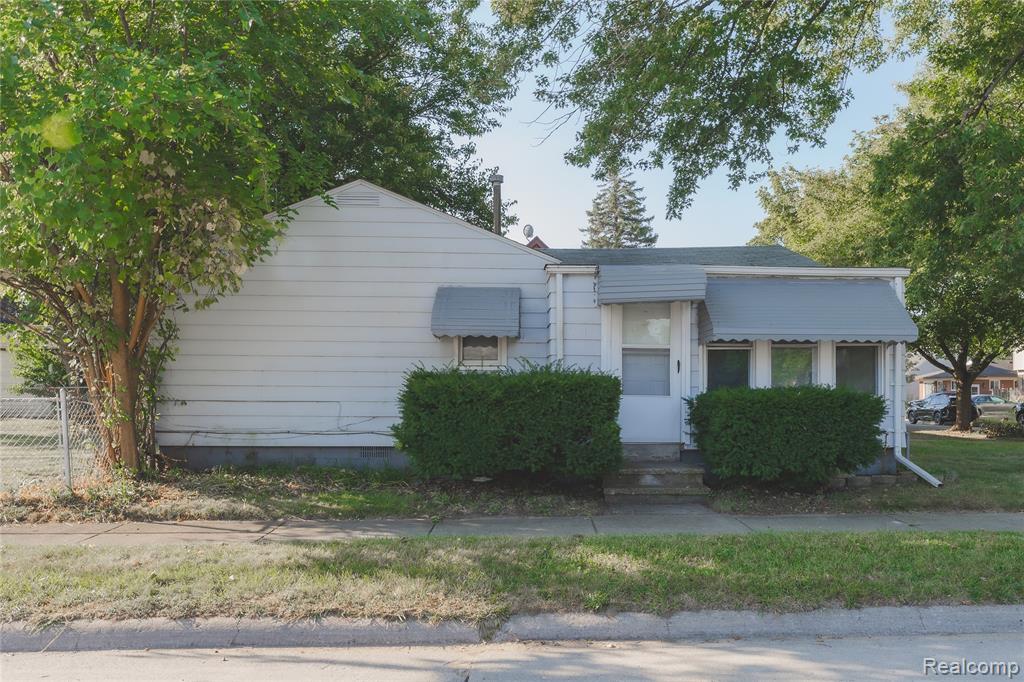 4901 Cornell Street, Dearborn Heights, MI 48125 — Photo 19