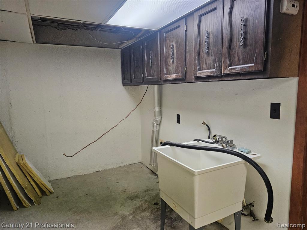 40705 Newport Drive, Plymouth, MI 48170 — Photo 18
