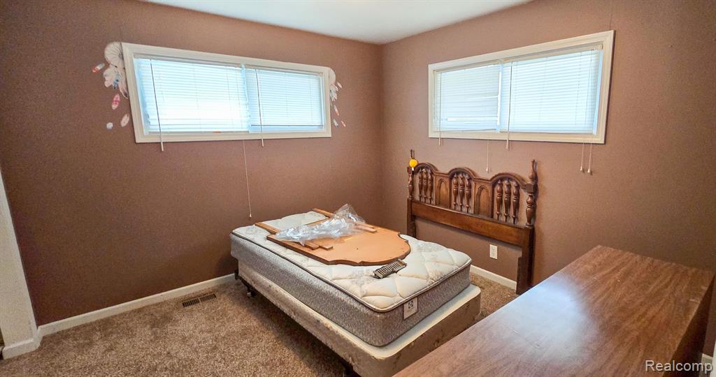 4753 HILLCREST Drive, MI — Photo 8