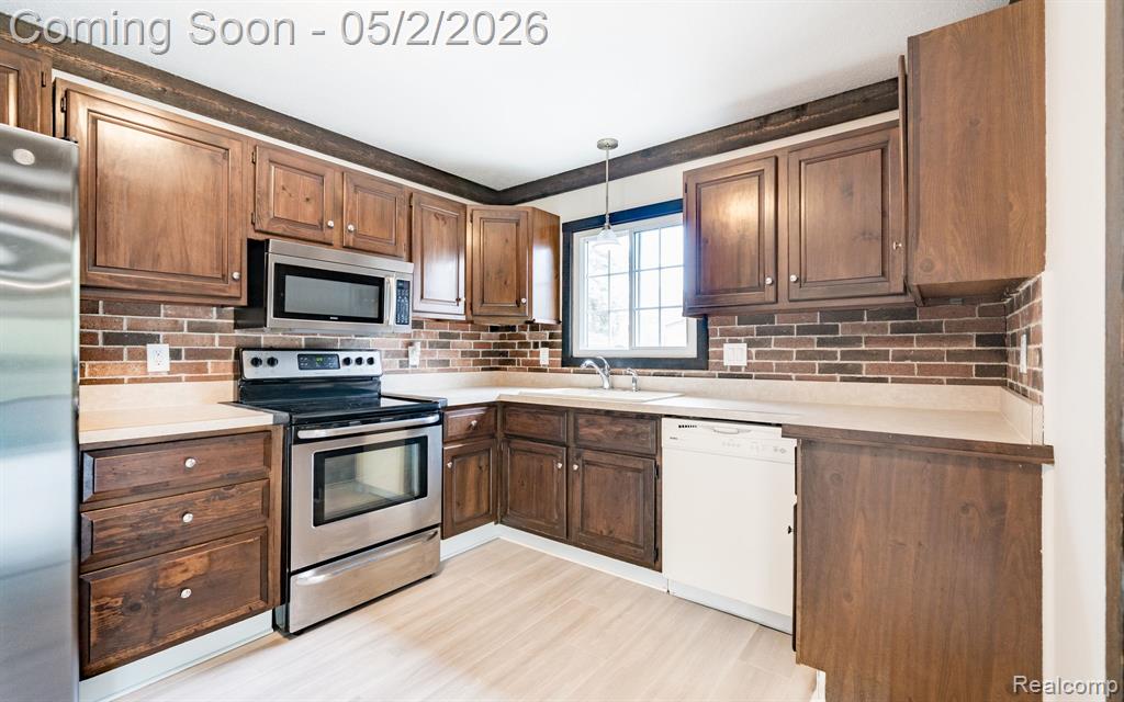 111 Blanche Drive, Troy, MI 48098 — Photo 4
