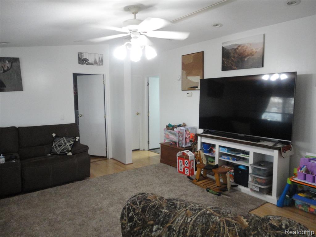 815 Jacobs Landing, Monroe, MI 48161 — Photo 5