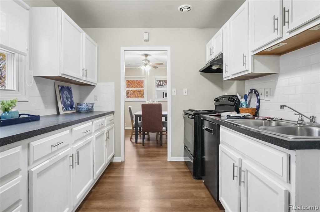 704 W Brooks Street, Howell, MI 48843 — Photo 24