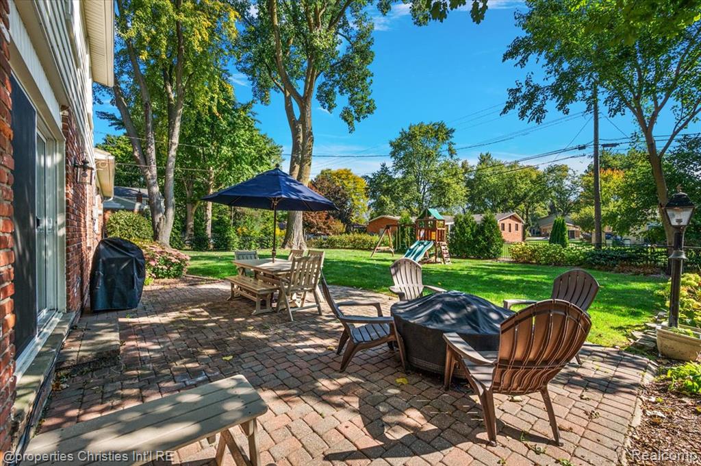 31462 Waltham Road, Beverly Hills, MI 48025 — Photo 42