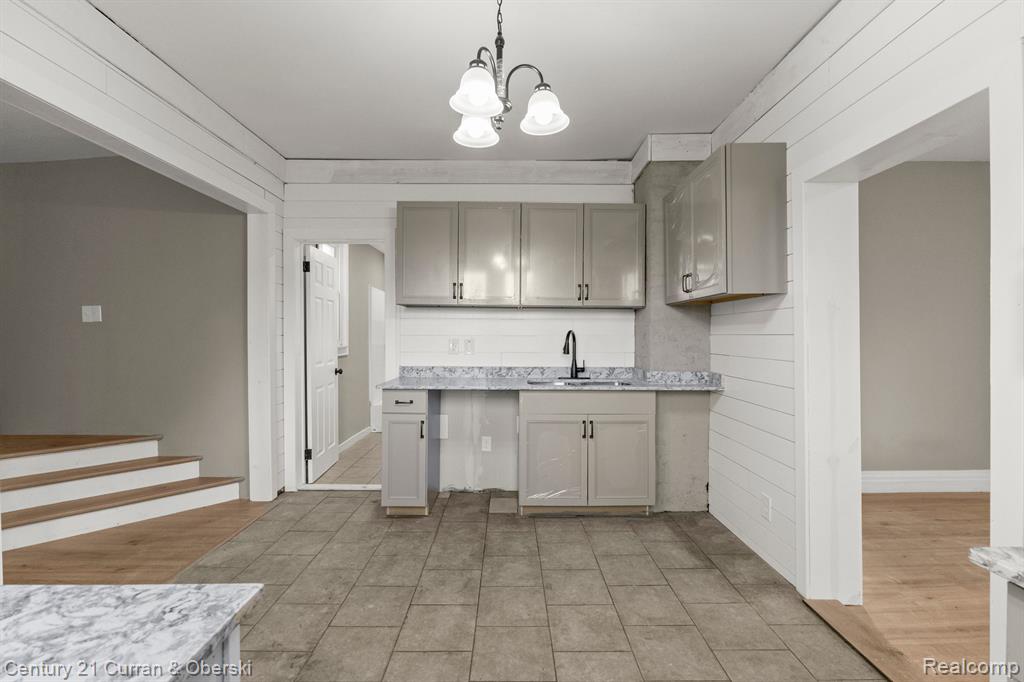 926 7TH Street, Wyandotte, MI 48192 — Photo 11