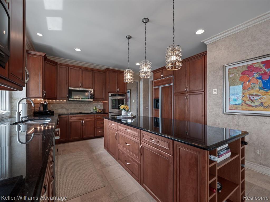 18328 Clairmont Circle E, Northville, MI 48168 — Photo 17